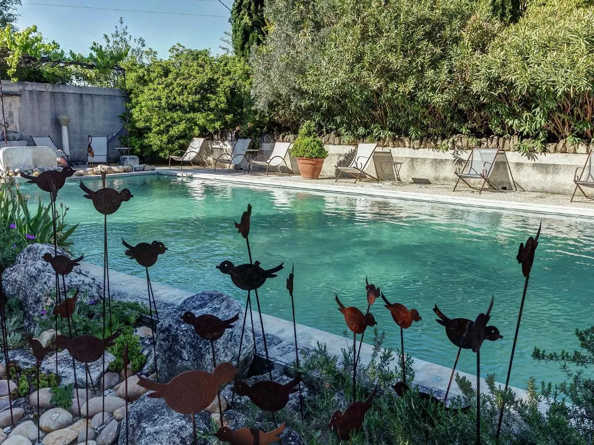 Holiday home Spacious Cottage In Oppede With Swimming Pool Maubec