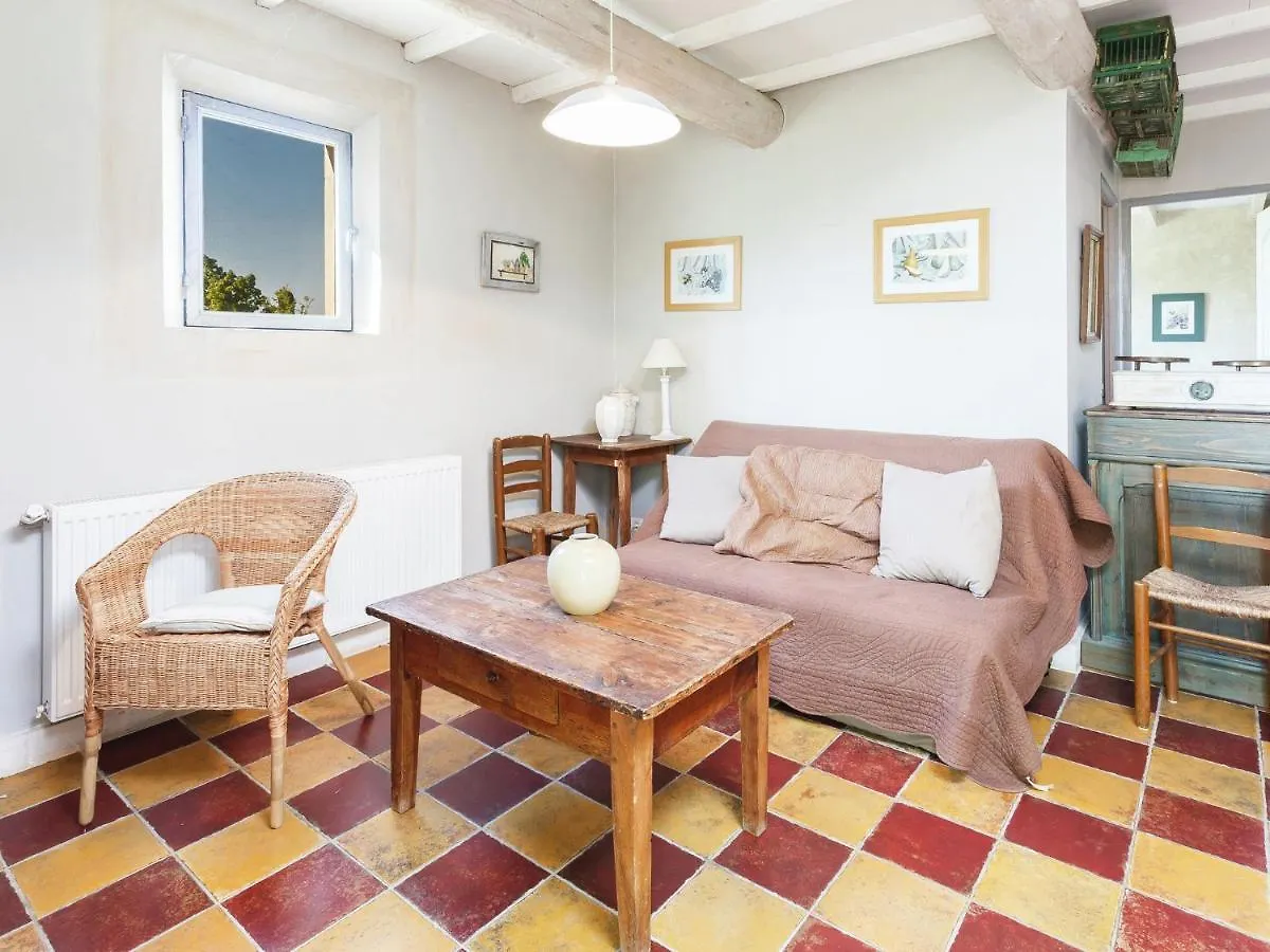 Holiday home Spacious Cottage In Oppede With Swimming Pool Maubec  France